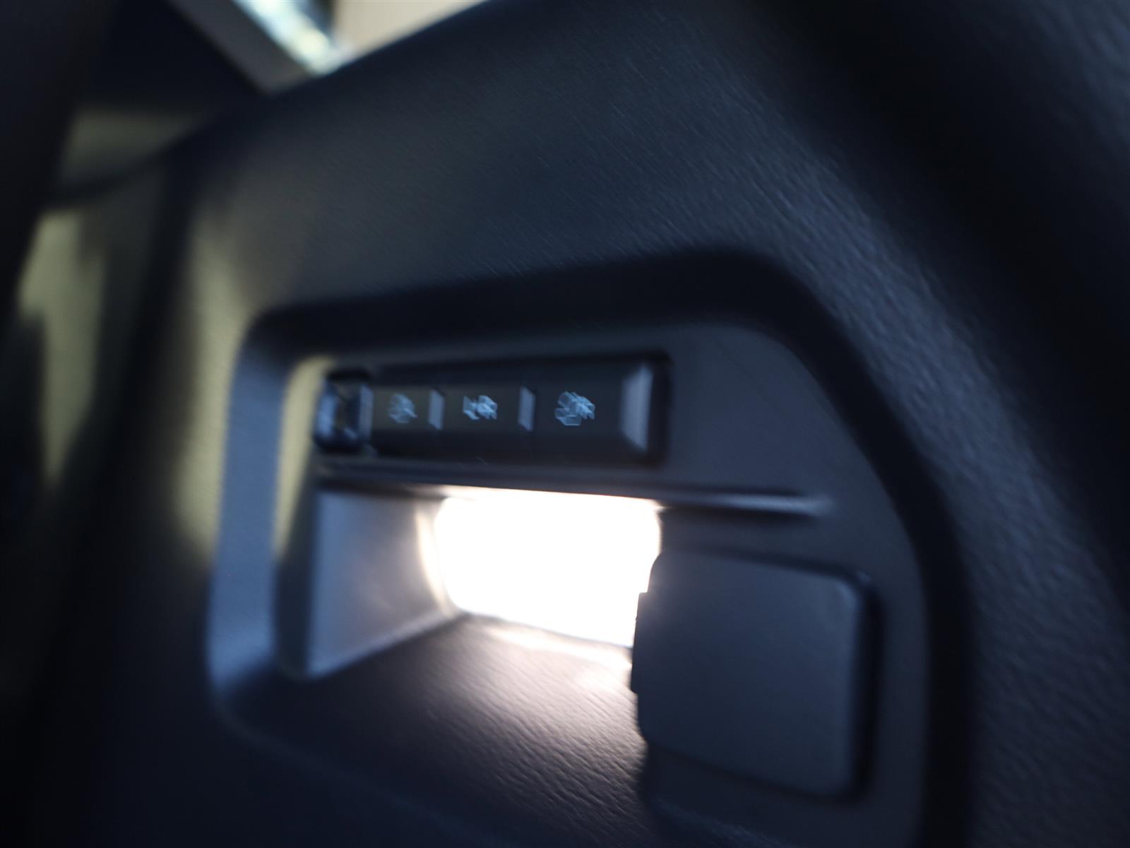 2026 Ford Explorer Tremor | Ambient Lighting | Roof Rails - Thumbnail 25