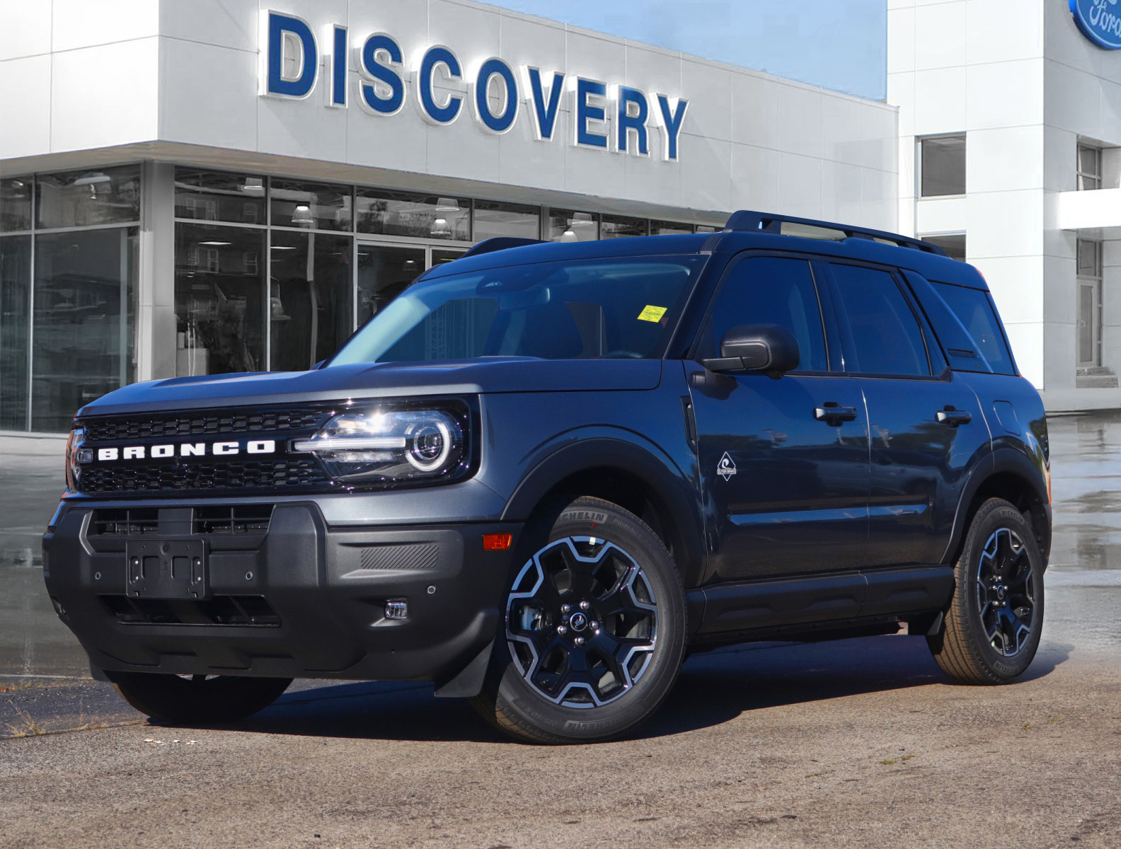 2026 Ford Bronco Sport OUTER BANKS - Main View