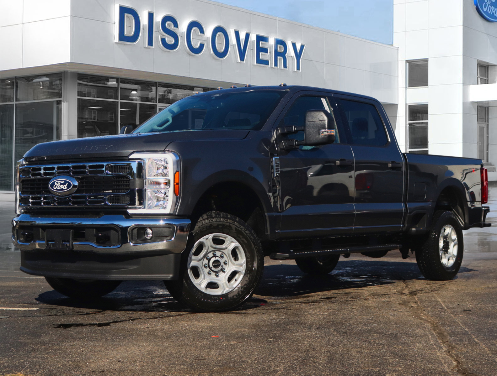 2027 Ford F-250 XLT - Main View