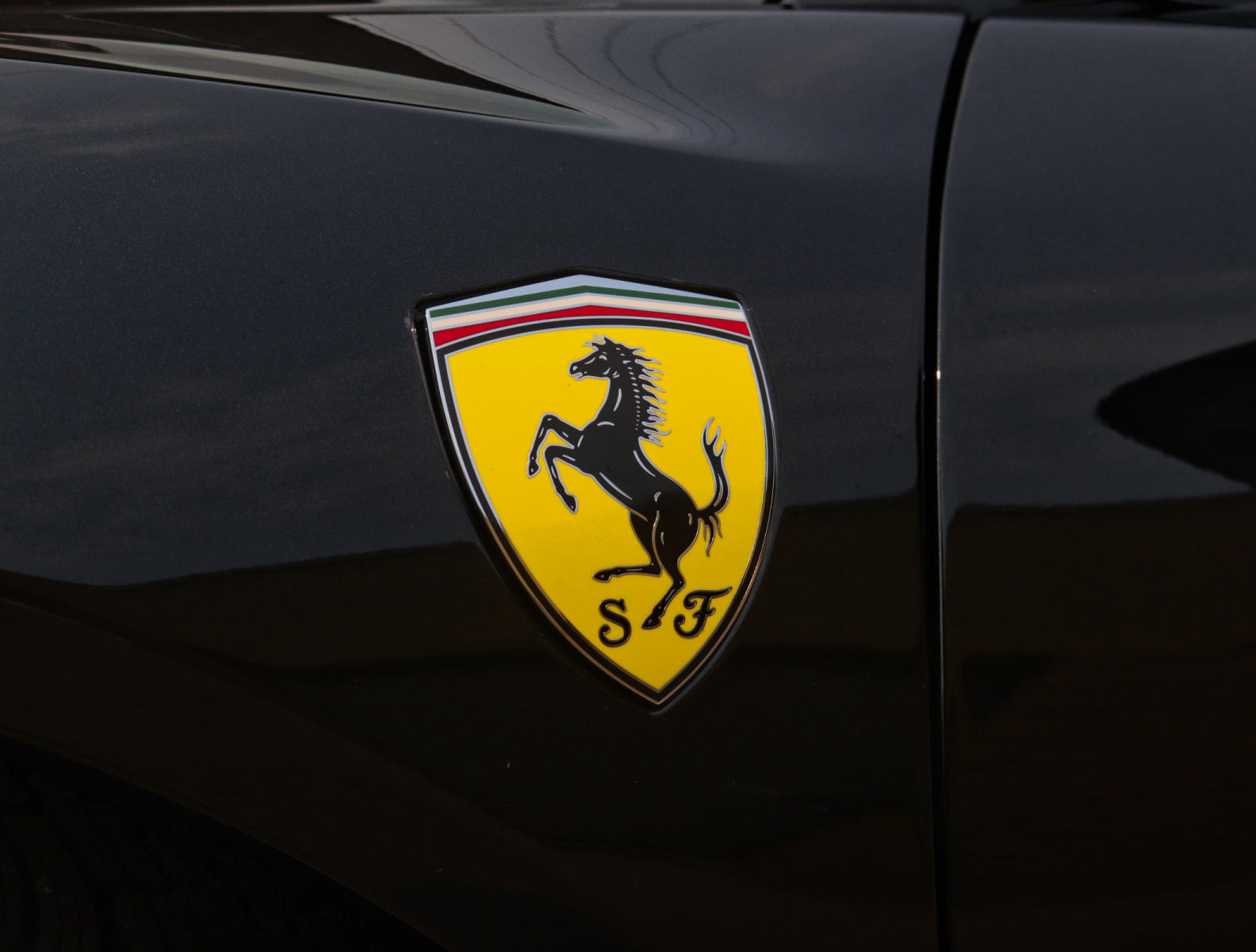 2023 Ferrari Scaglietti Stradale | Red Leather | Navigation | PW,PL,PM | Keyless | BU Camera | Bluetooth | 20" Alloys - Thumbnail 24