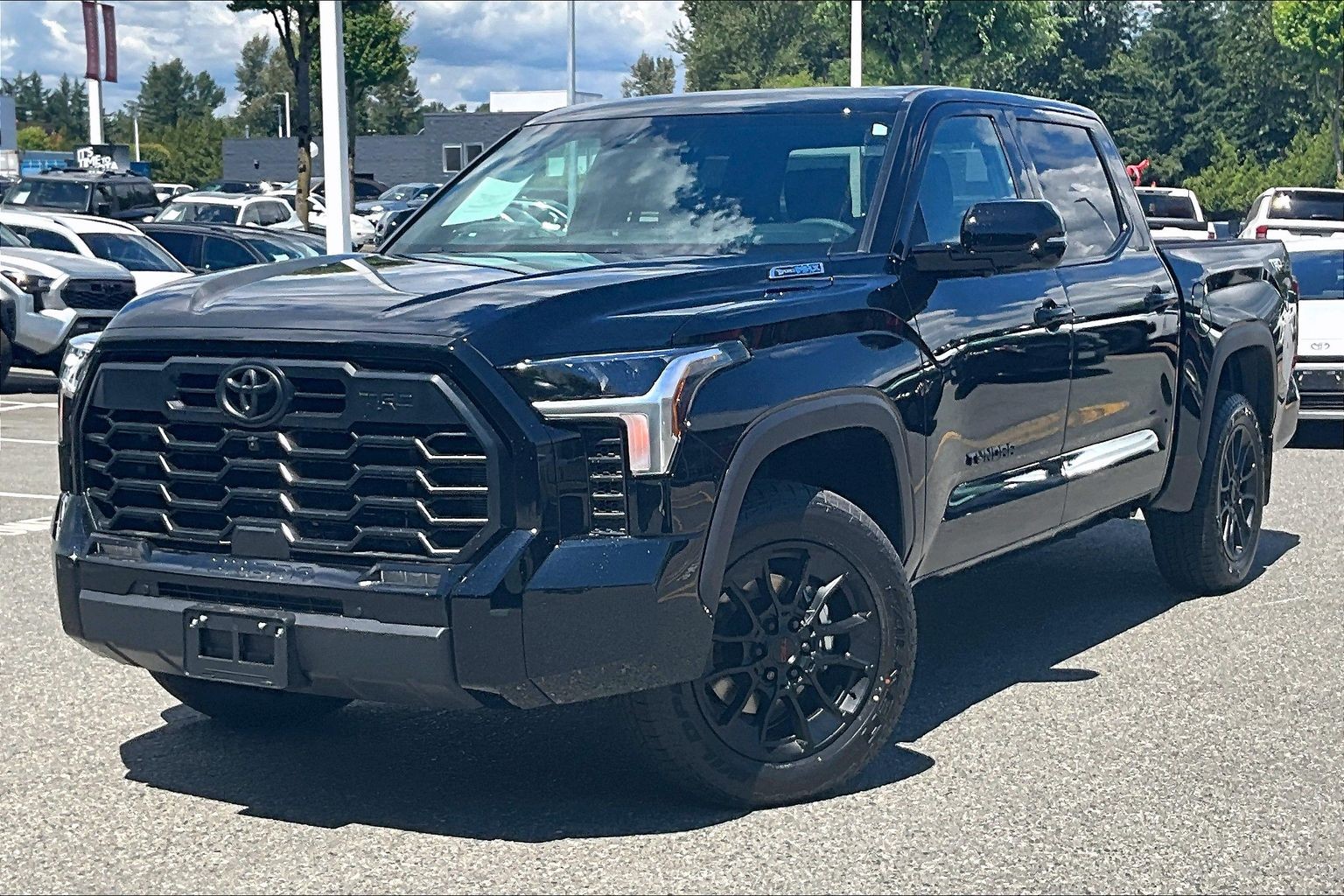 2026 Toyota Tundra Hybrid CrewMax Limited - Thumbnail 14