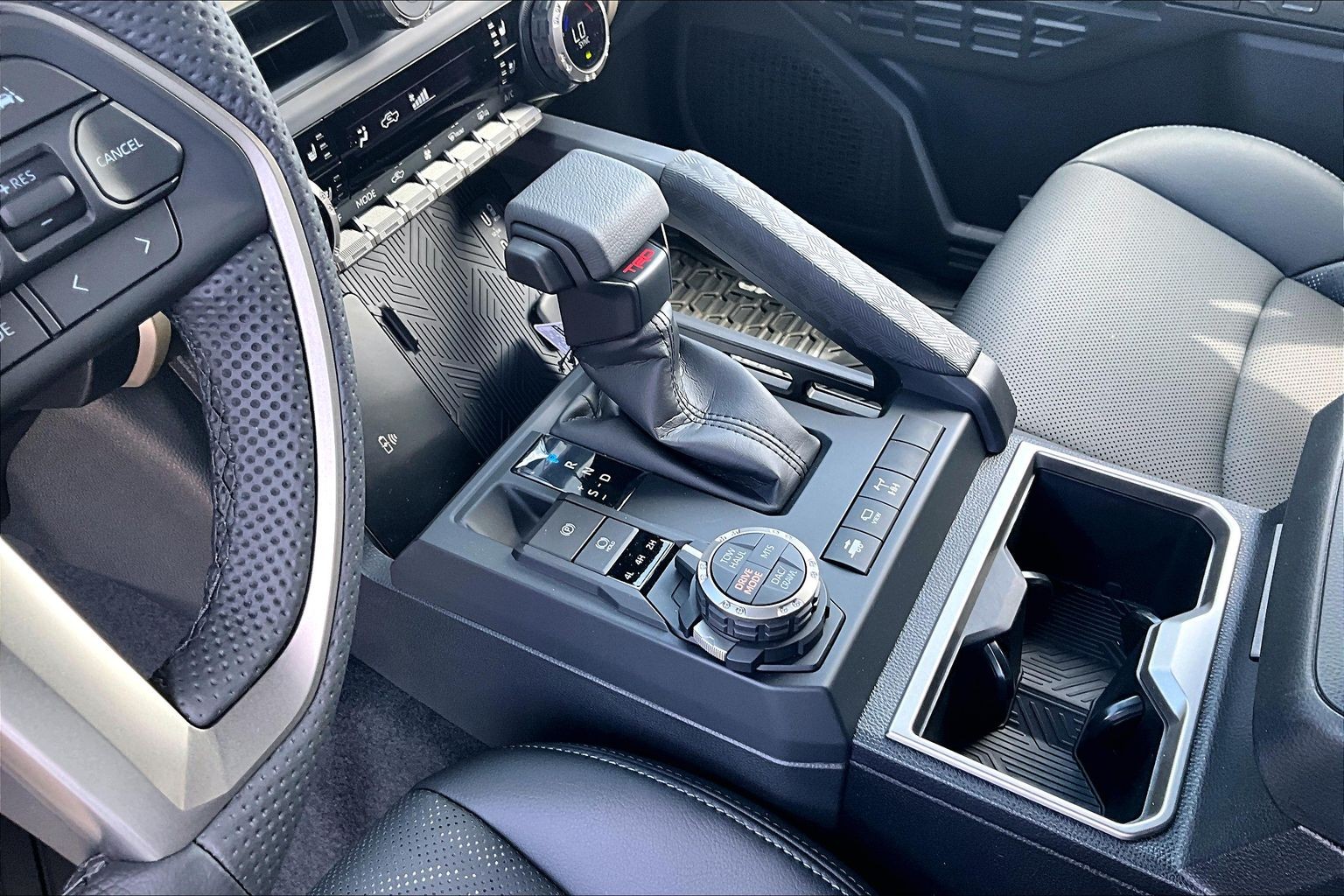 2026 Toyota Tacoma Hybrid HV Double Cab - Thumbnail 8