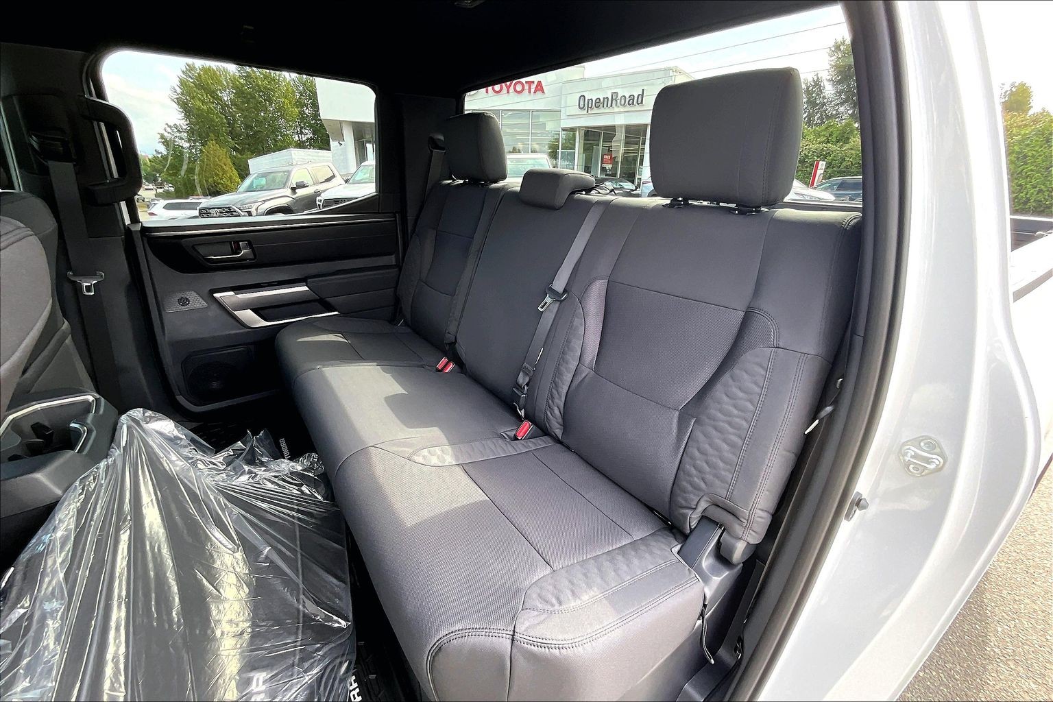 2026 Toyota Tundra 4X4 Tundra CrewMax SR5 L - Thumbnail 10