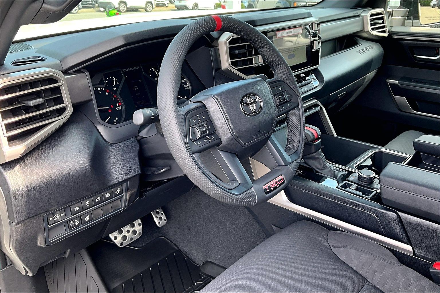 2026 Toyota Tundra 4X4 Tundra CrewMax SR5 L - Thumbnail 3