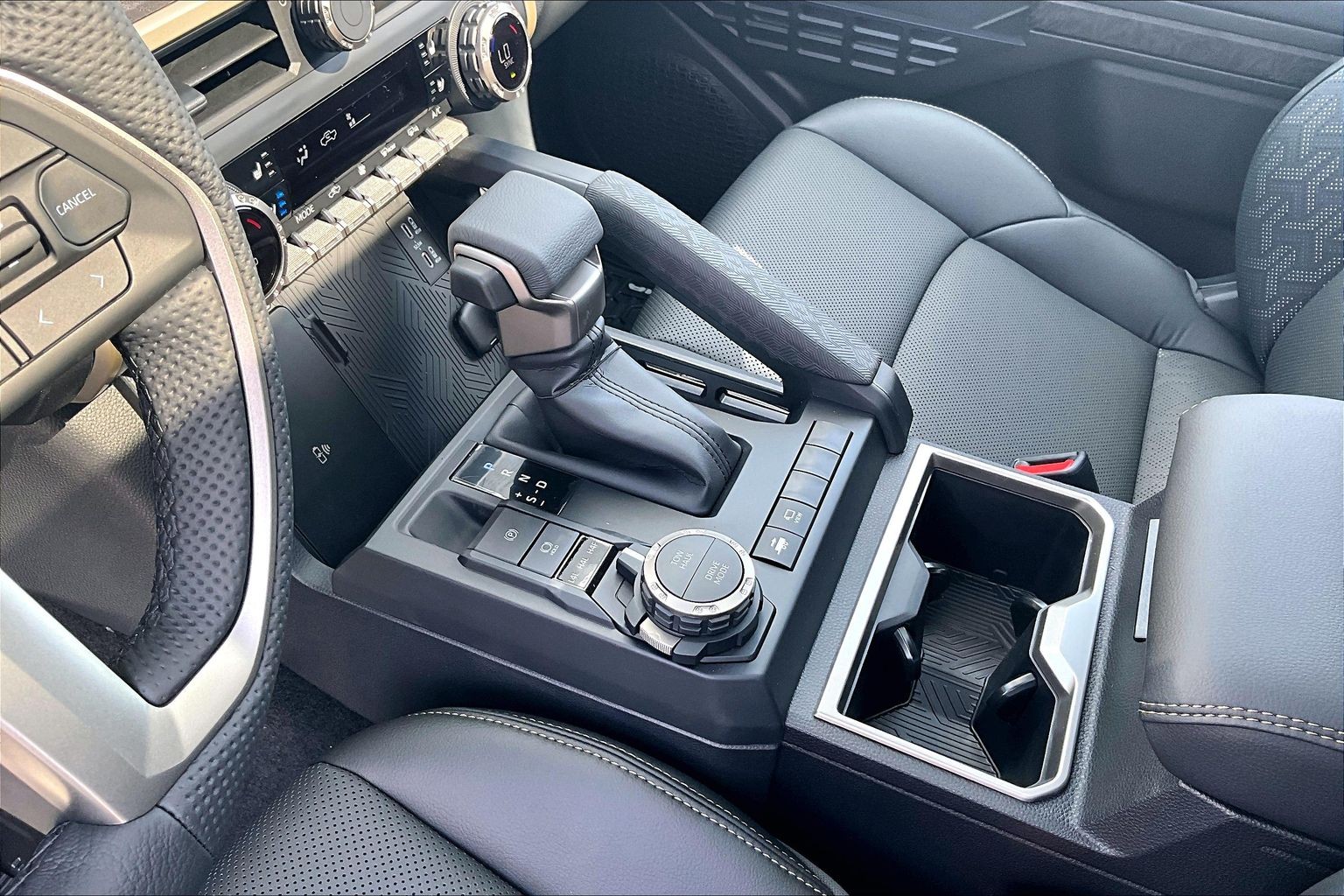 2026 Toyota Tacoma Hybrid HV Double Cab - Thumbnail 8