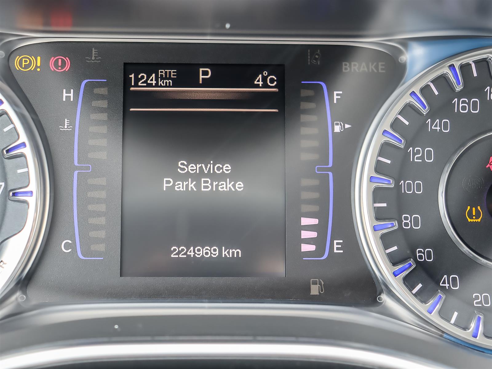 2015 Chrysler 200 - Thumbnail 15