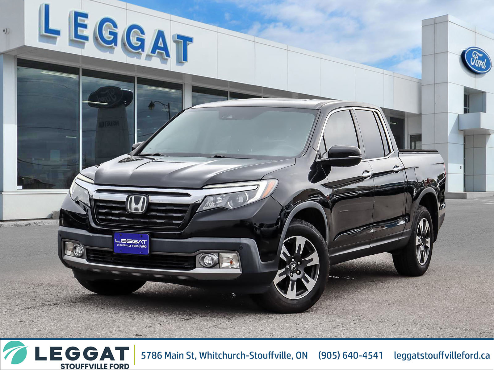 2017 Honda Ridgeline Touring - Main View