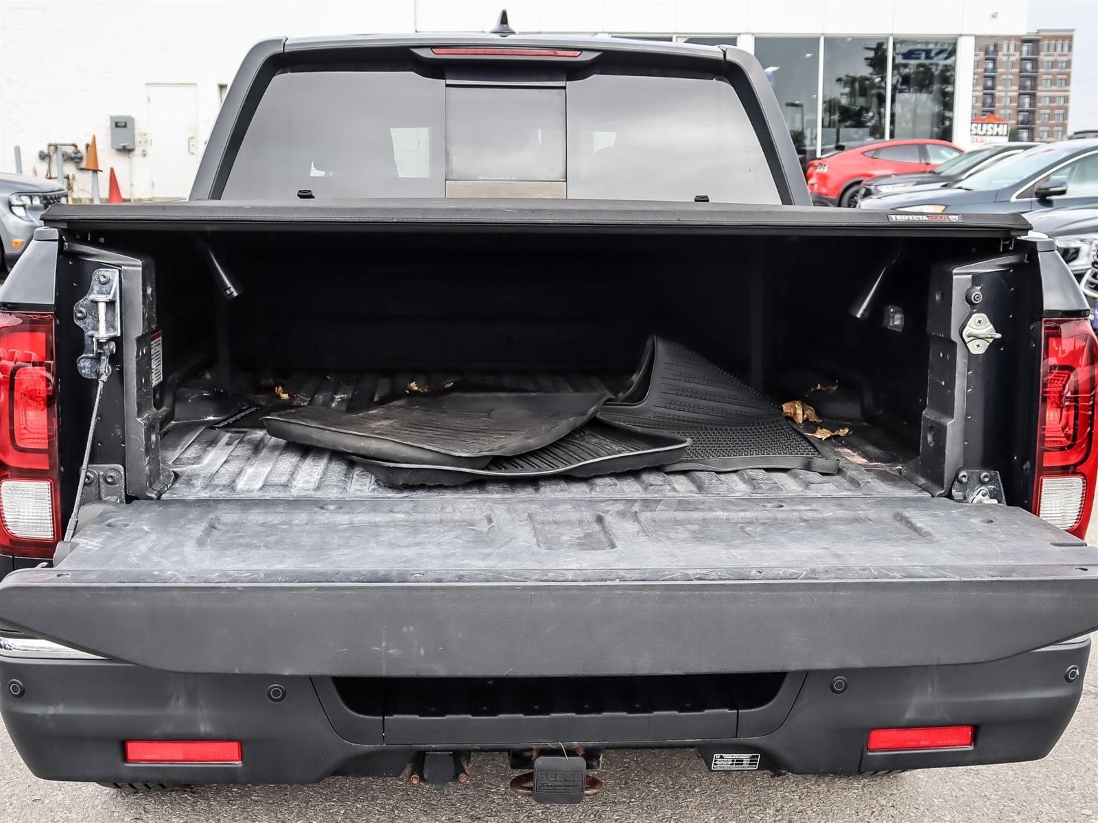 2017 Honda Ridgeline Touring - Thumbnail 23