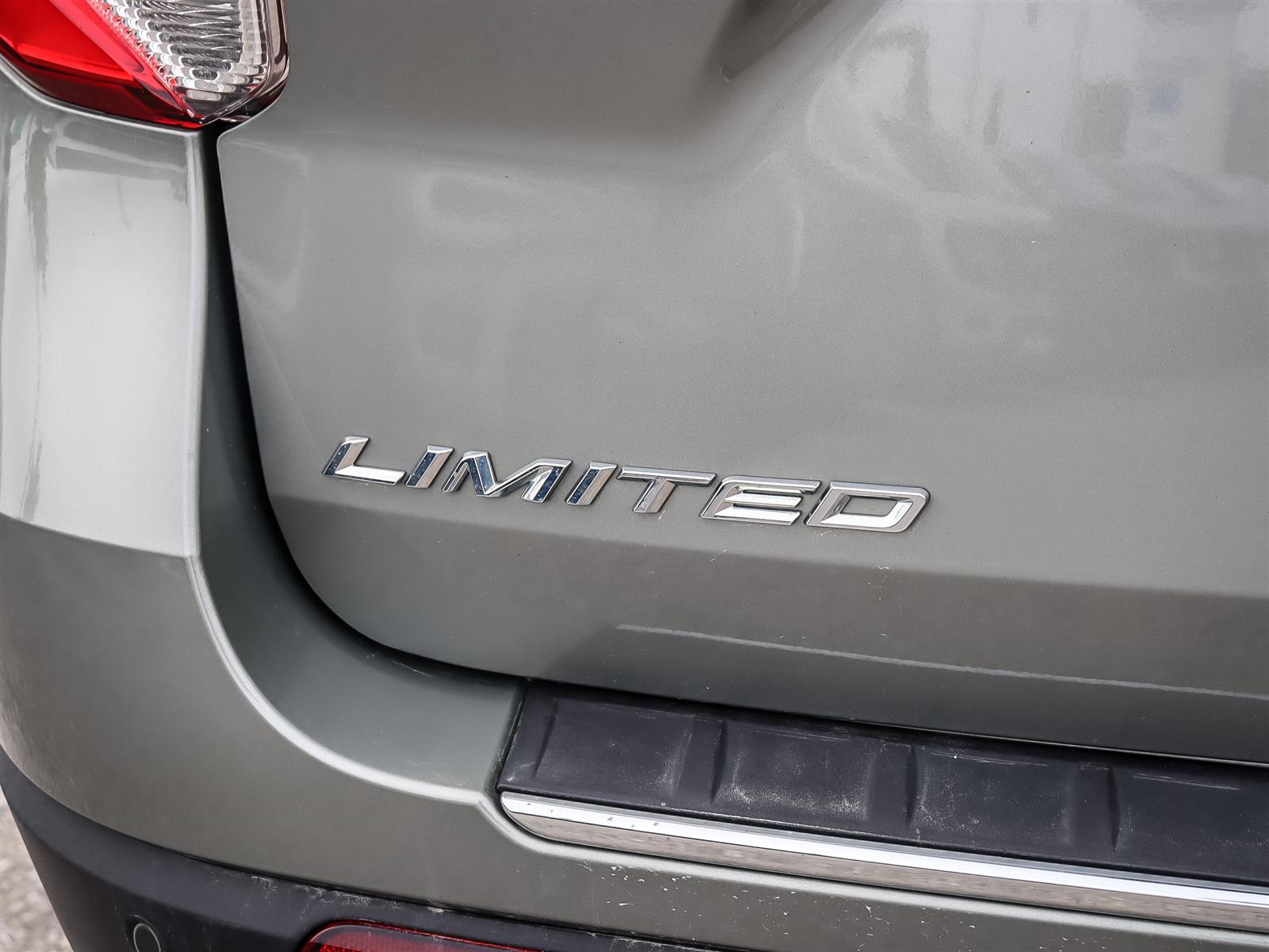 2020 Ford Explorer Limited - Thumbnail 24
