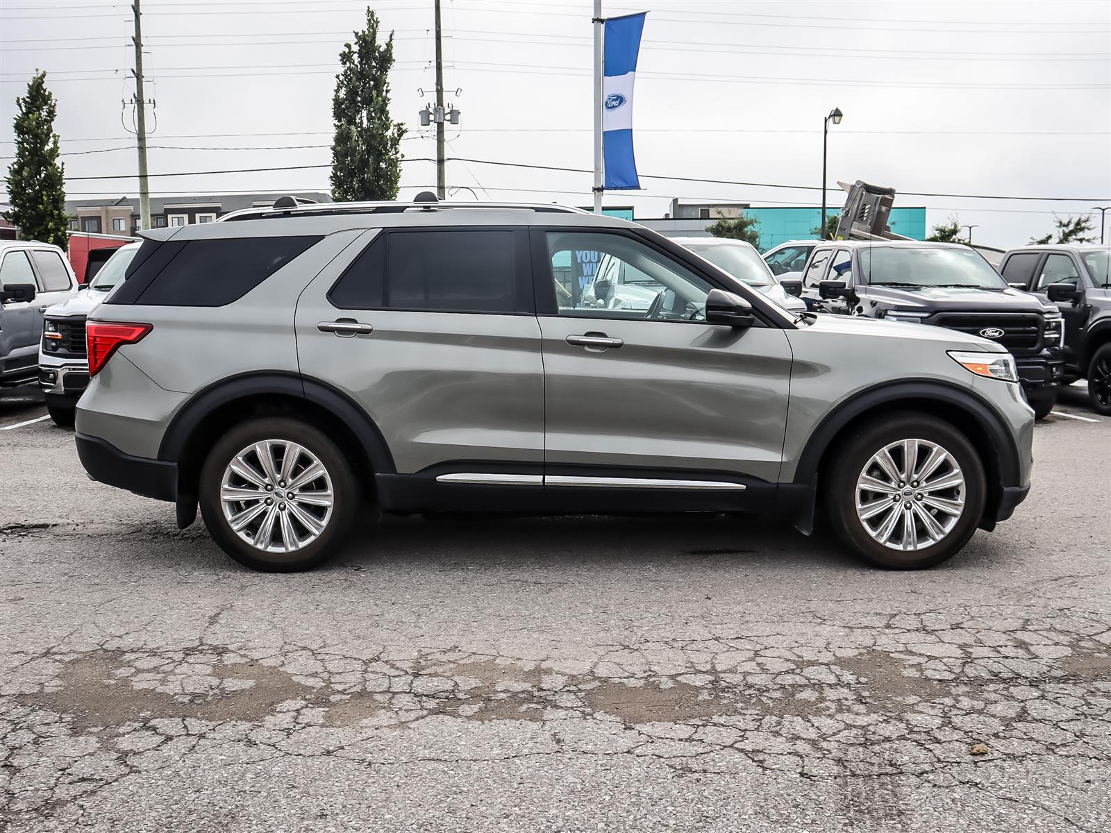 2020 Ford Explorer Limited - Thumbnail 4