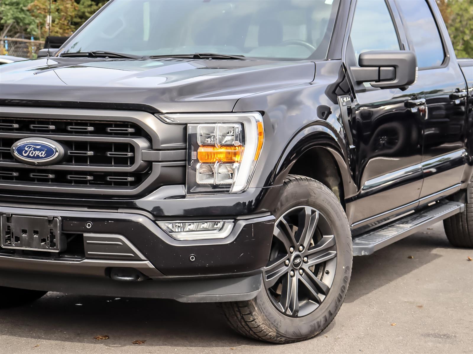 2021 Ford F-150 XLT - Thumbnail 2