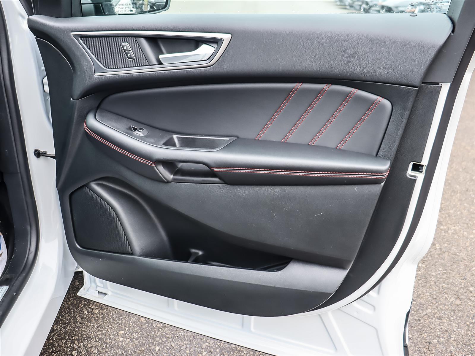 2022 Ford Edge - Thumbnail 22