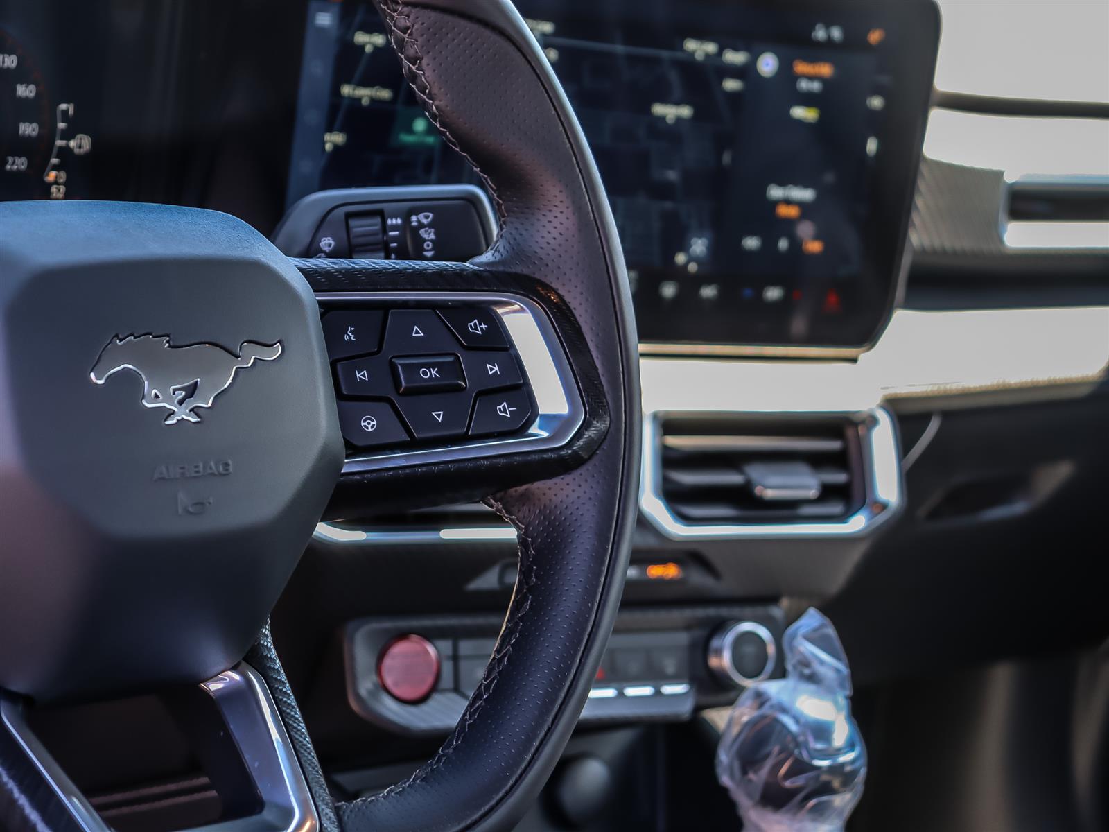 2026 Ford Mustang EcoBoost Premium Fastback - Thumbnail 14