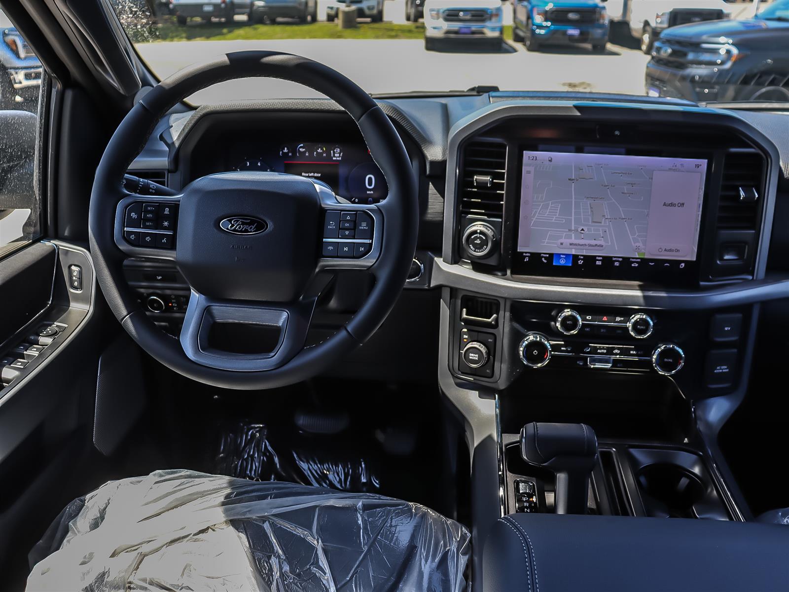 2026 Ford F-150 XLT 4WD SuperCrew 5.5' Box - Thumbnail 13