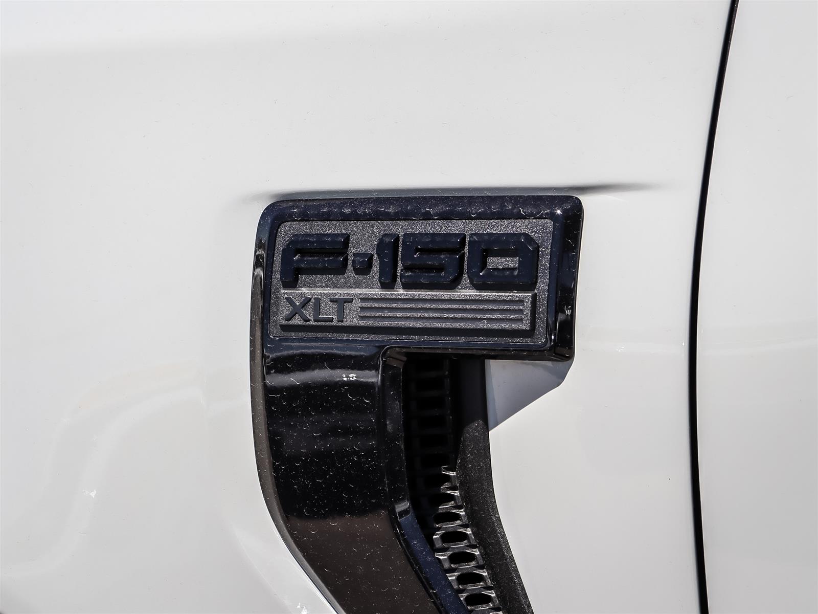 2026 Ford F-150 XLT 4WD SuperCrew 5.5' Box - Thumbnail 21