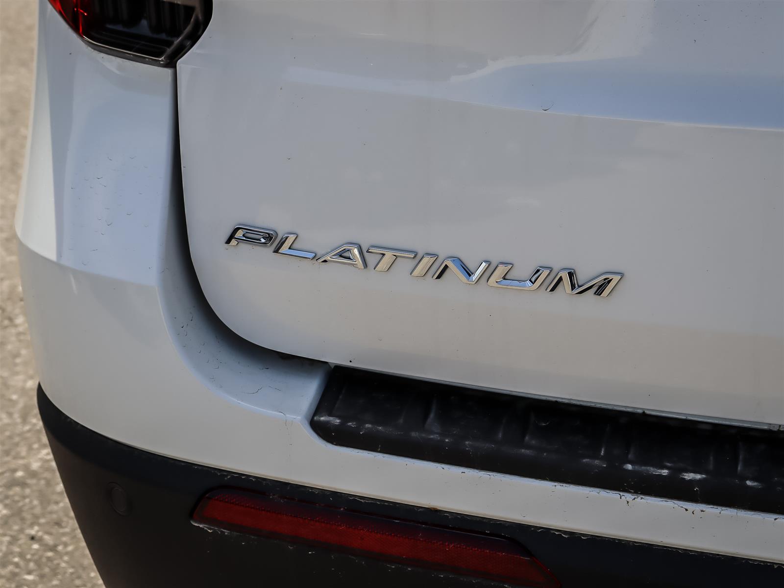 2026 Ford Explorer Platinum 4WD - Thumbnail 24