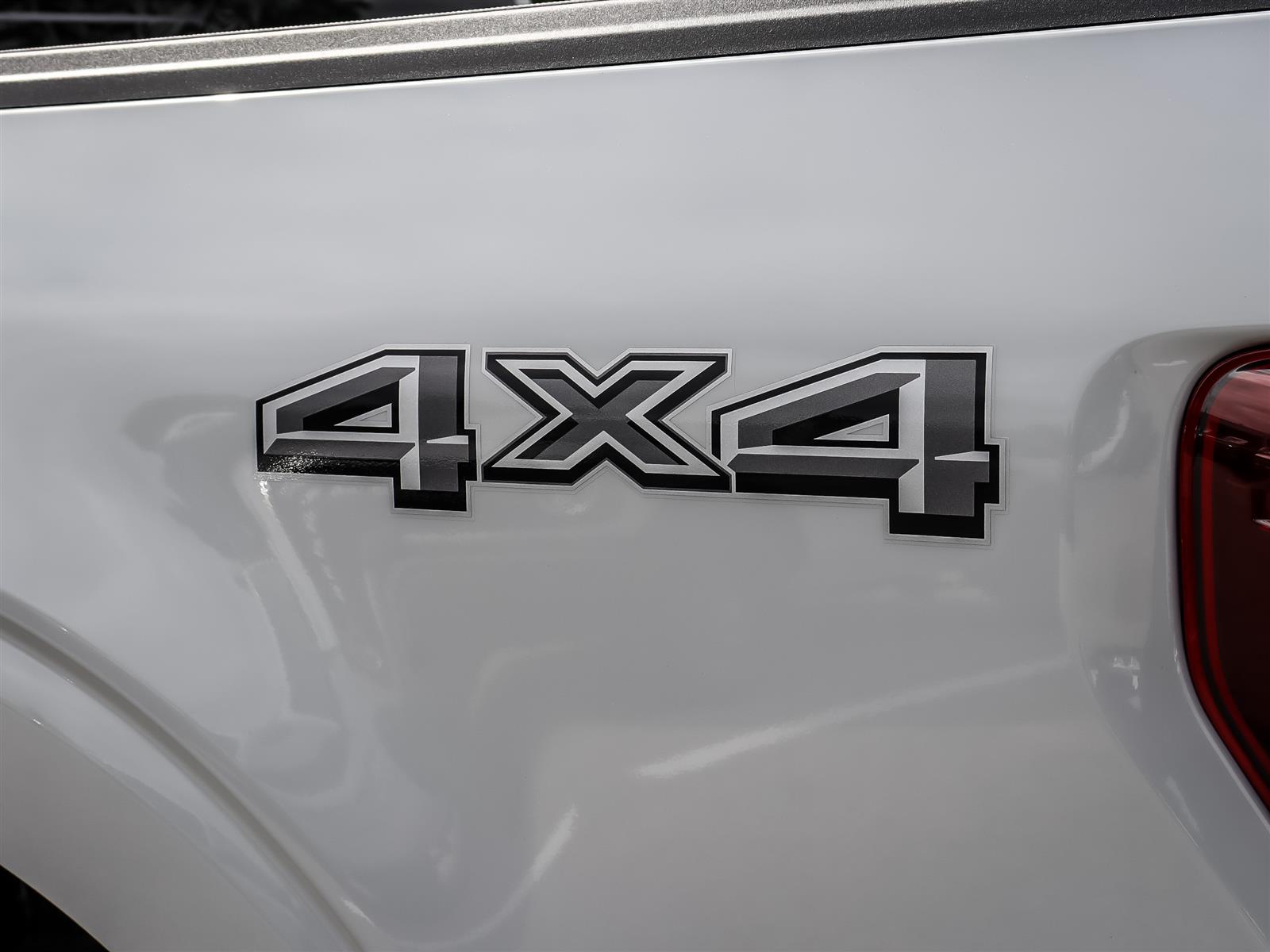 2026 Ford F-150 LARIAT 4WD SuperCrew 5.5' Box - Thumbnail 23