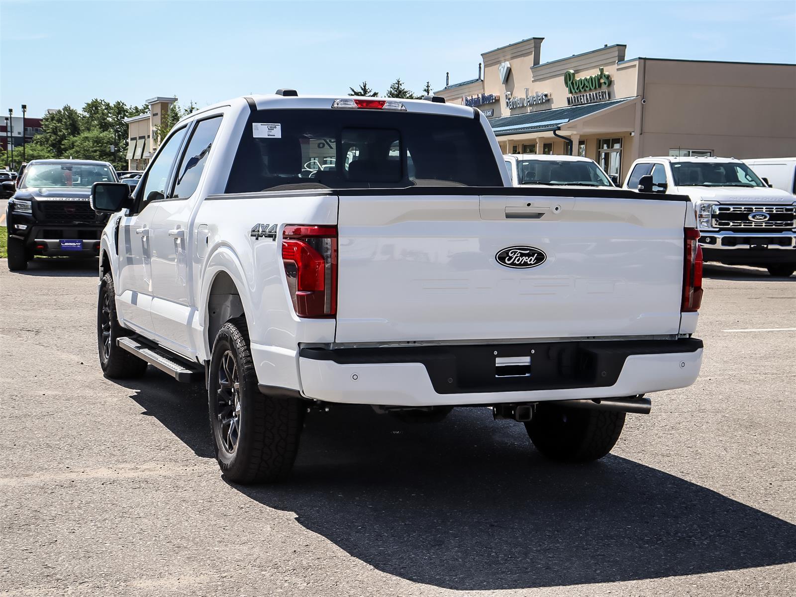 2026 Ford F-150 XLT 4WD SuperCrew 5.5' Box - Thumbnail 6