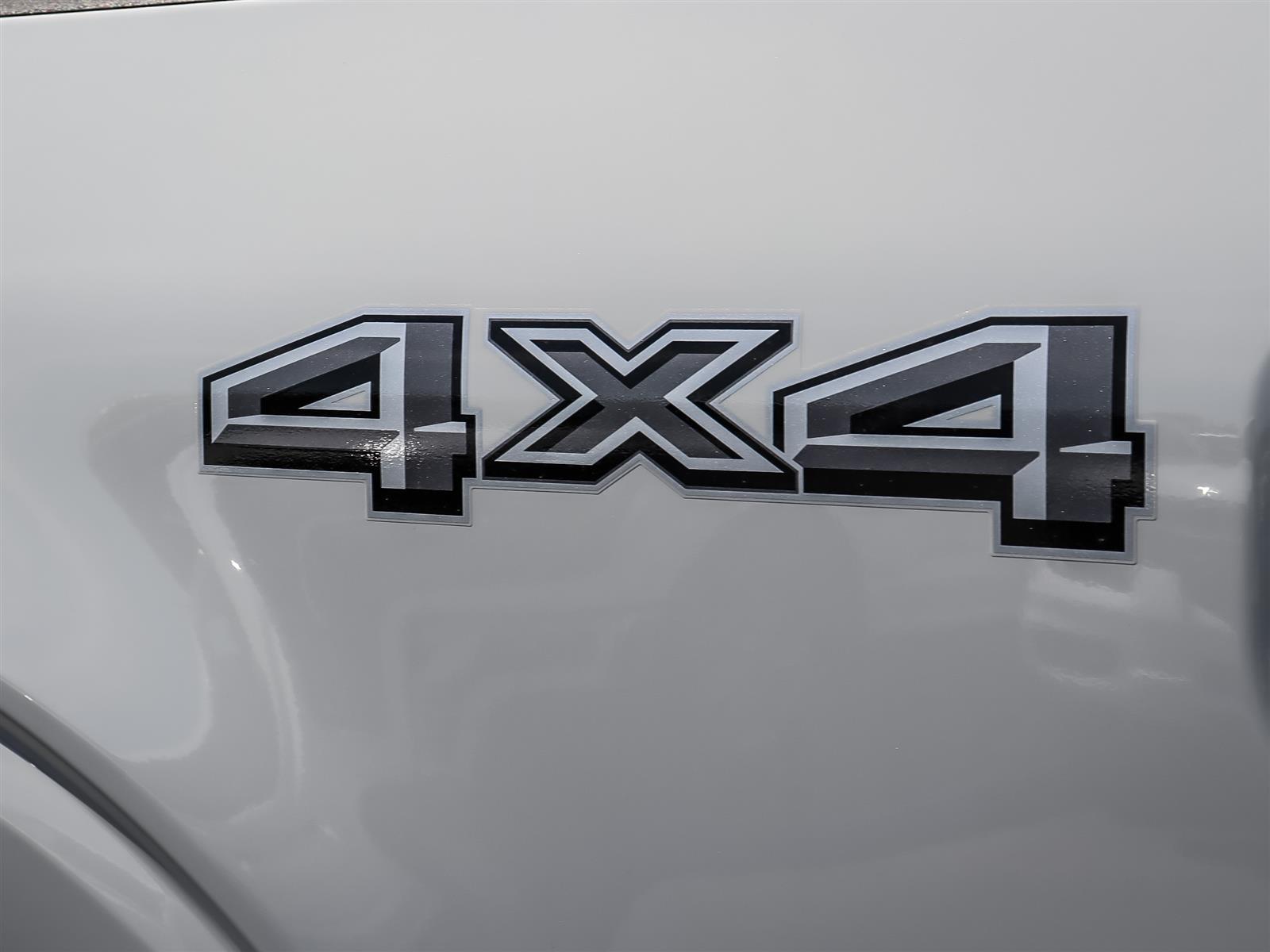 2026 Ford F-150 STX 4WD SuperCrew 5.5' Box - Thumbnail 21
