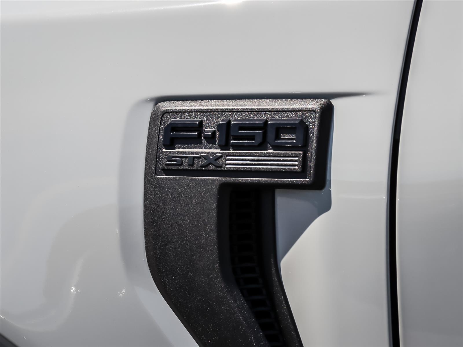 2026 Ford F-150 STX 4WD SuperCrew 5.5' Box - Thumbnail 22