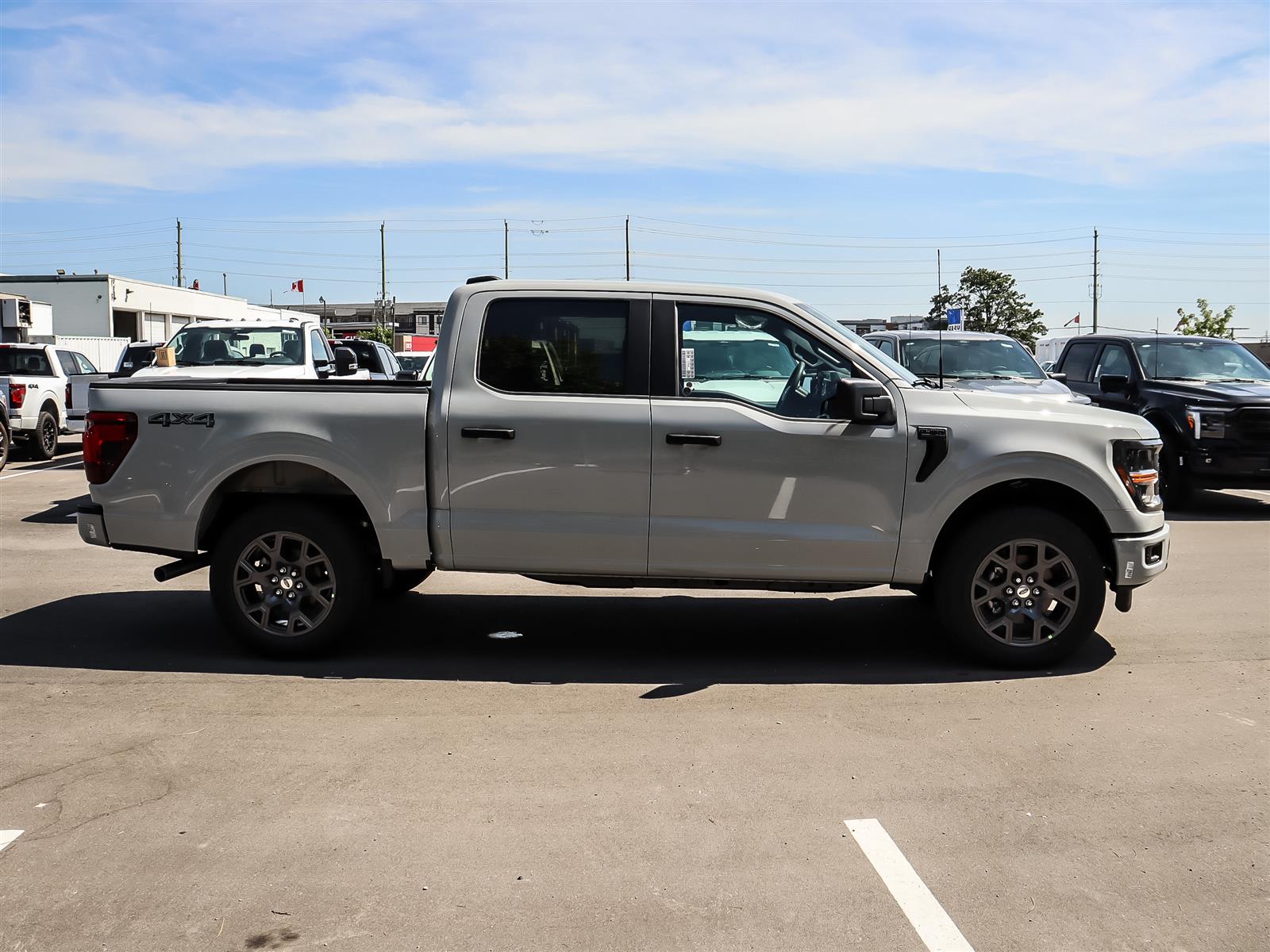 2026 Ford F-150 STX 4WD SuperCrew 5.5' Box - Thumbnail 4