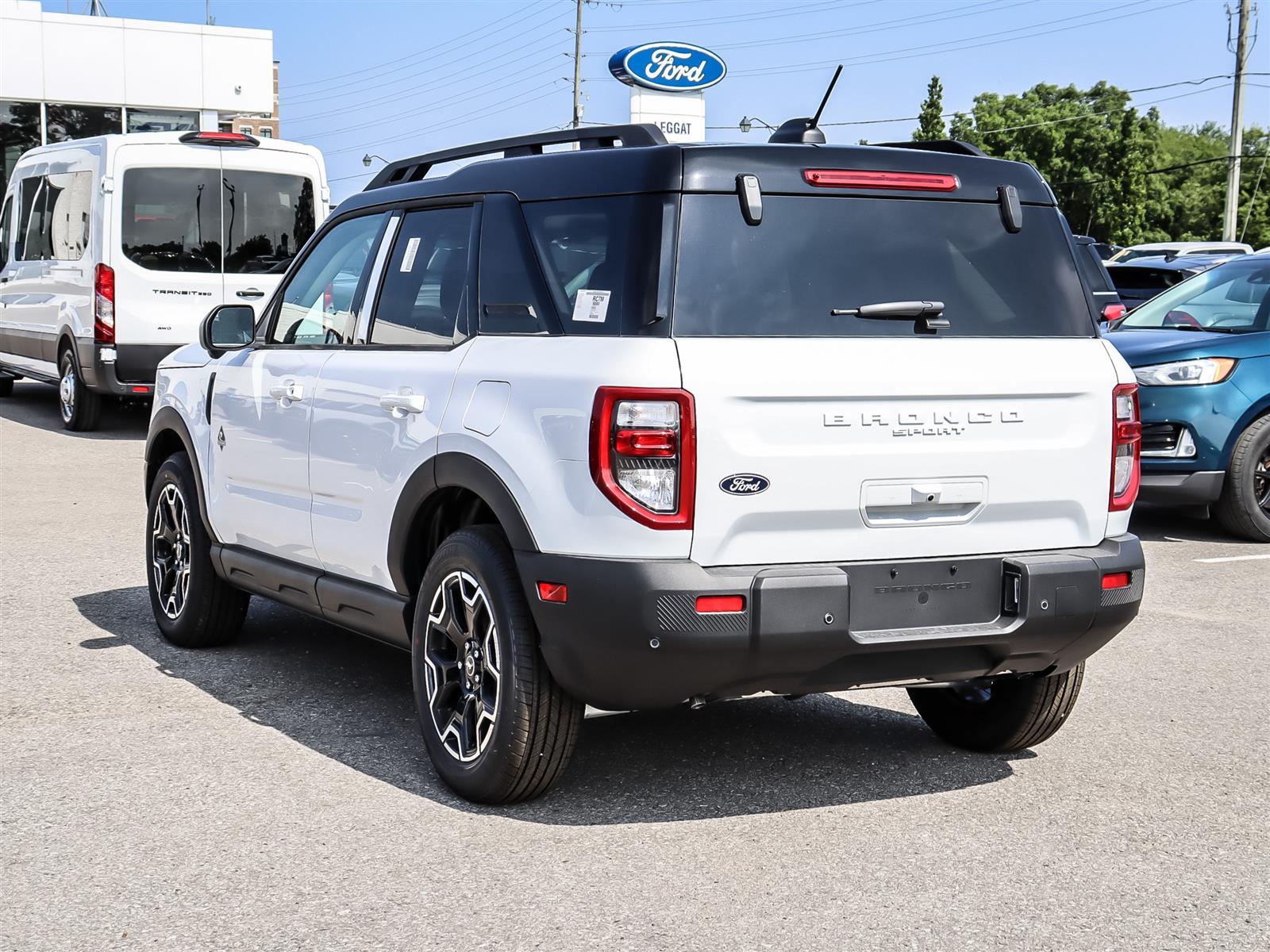 2026 Ford Bronco Sport Outer Banks 4x4 - Thumbnail 6