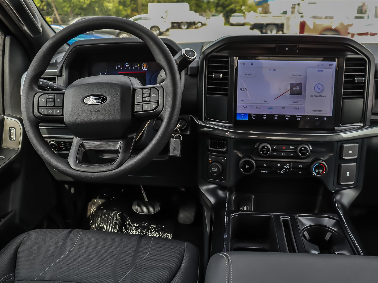 2026 Ford F-150 STX 4WD SuperCrew 5.5' Box - Thumbnail 11