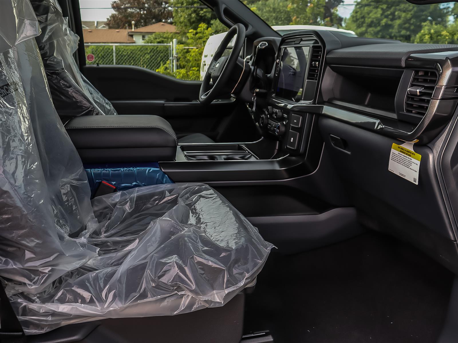 2026 Ford F-150 STX 4WD SuperCrew 5.5' Box - Thumbnail 14
