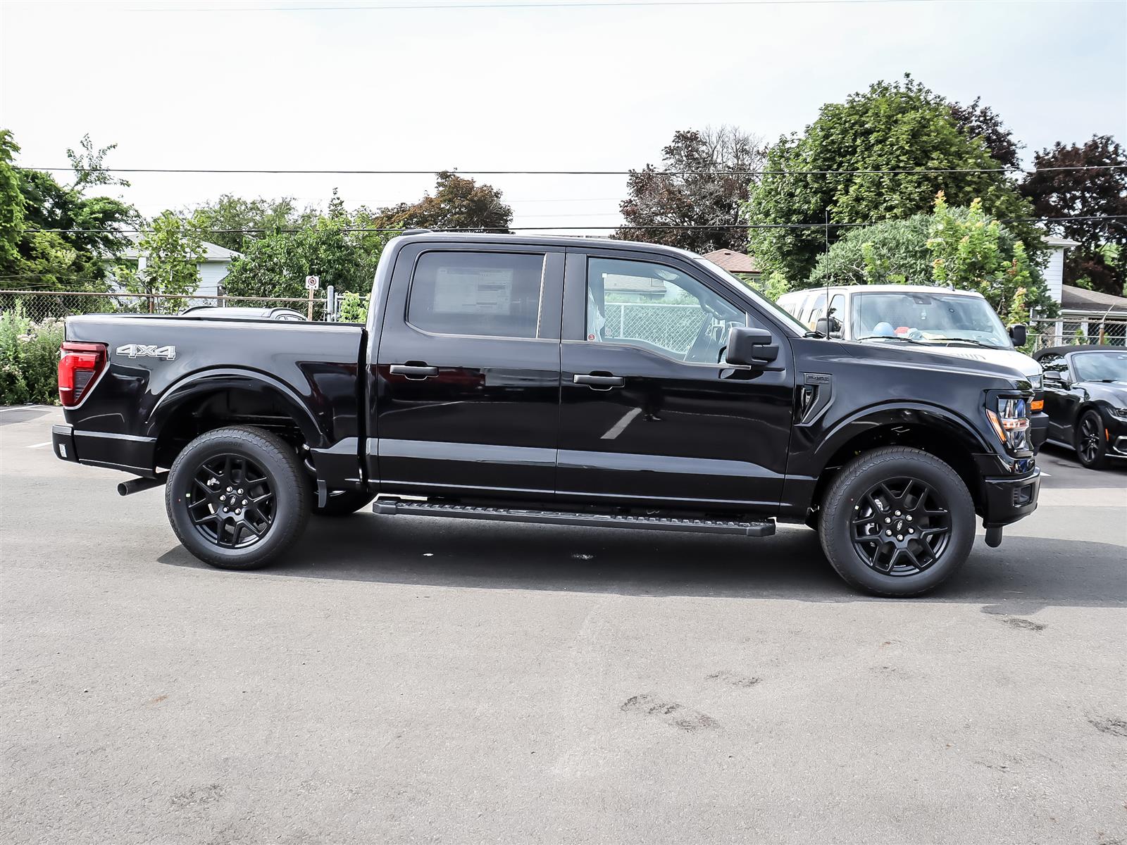 2026 Ford F-150 STX 4WD SuperCrew 5.5' Box - Thumbnail 3