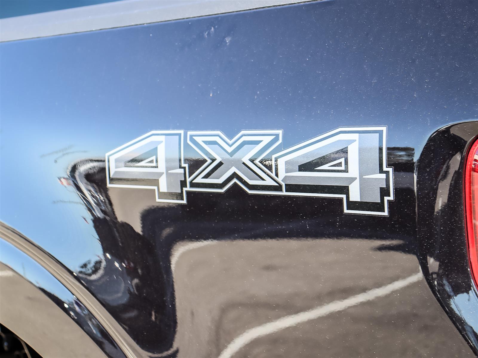 2026 Ford F-150 XLT 4WD SuperCrew 5.5' Box - Thumbnail 21