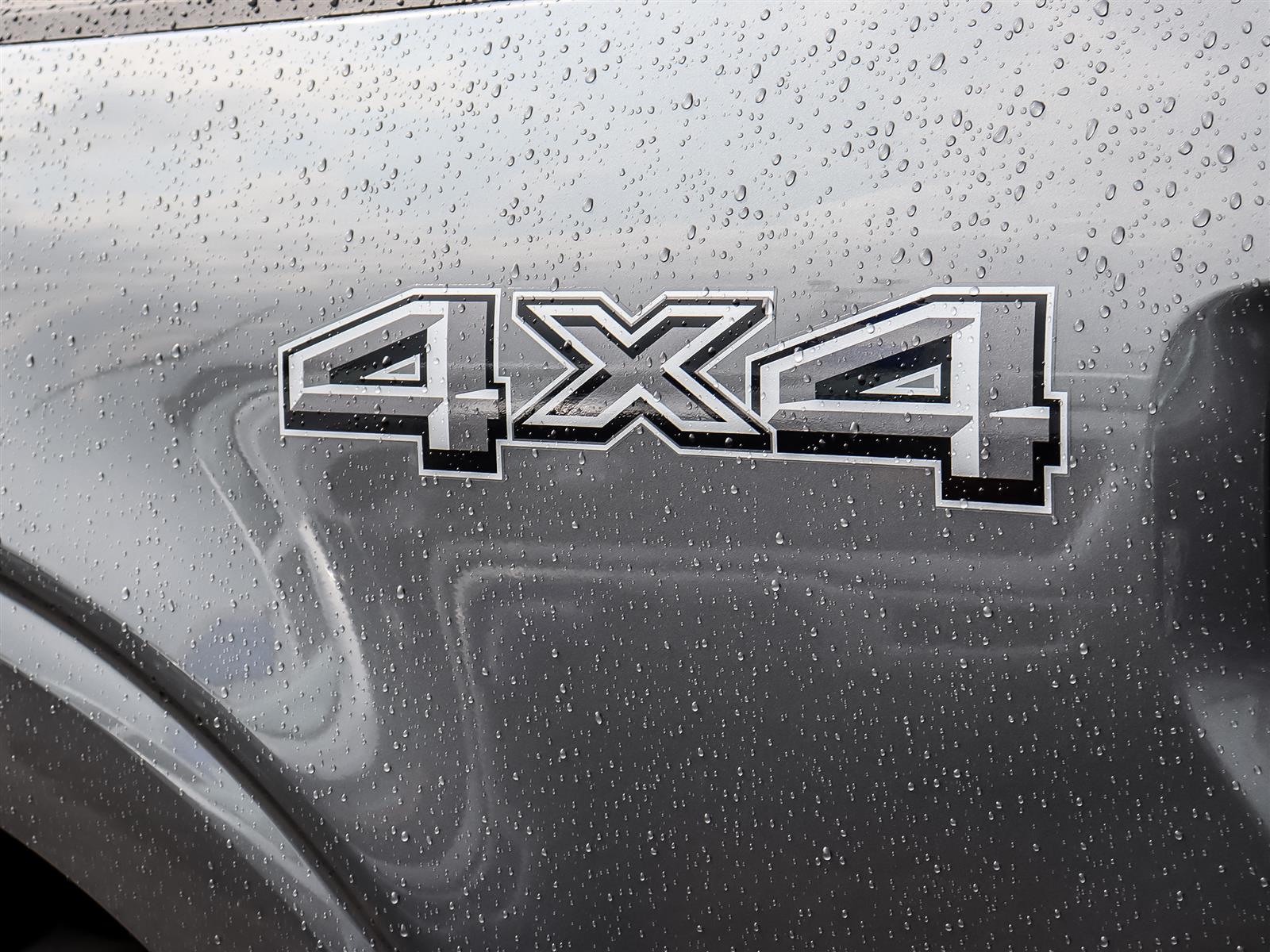 2026 Ford F-150 XLT 4WD SuperCrew 5.5' Box - Thumbnail 21