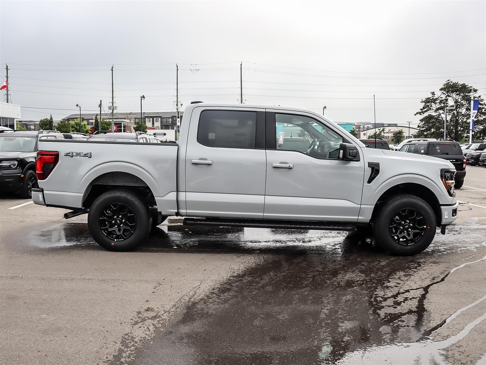 2026 Ford F-150 XLT 4WD SuperCrew 5.5' Box - Thumbnail 4