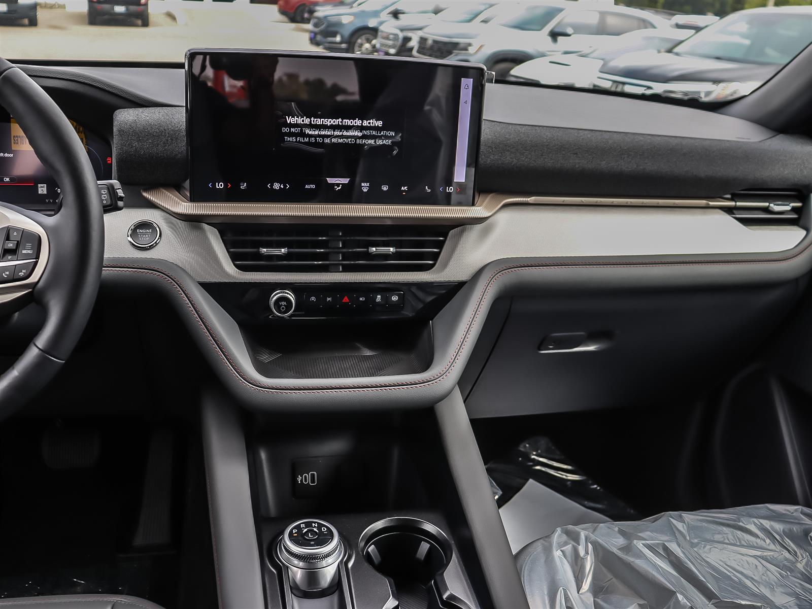 2027 Ford Explorer Active w/200A Pkg 4WD - Thumbnail 16