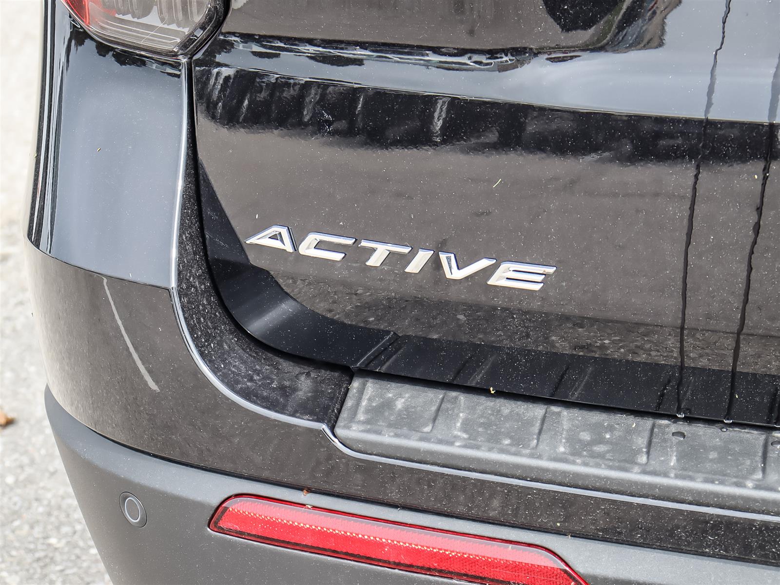 2027 Ford Explorer Active w/200A Pkg 4WD - Thumbnail 21