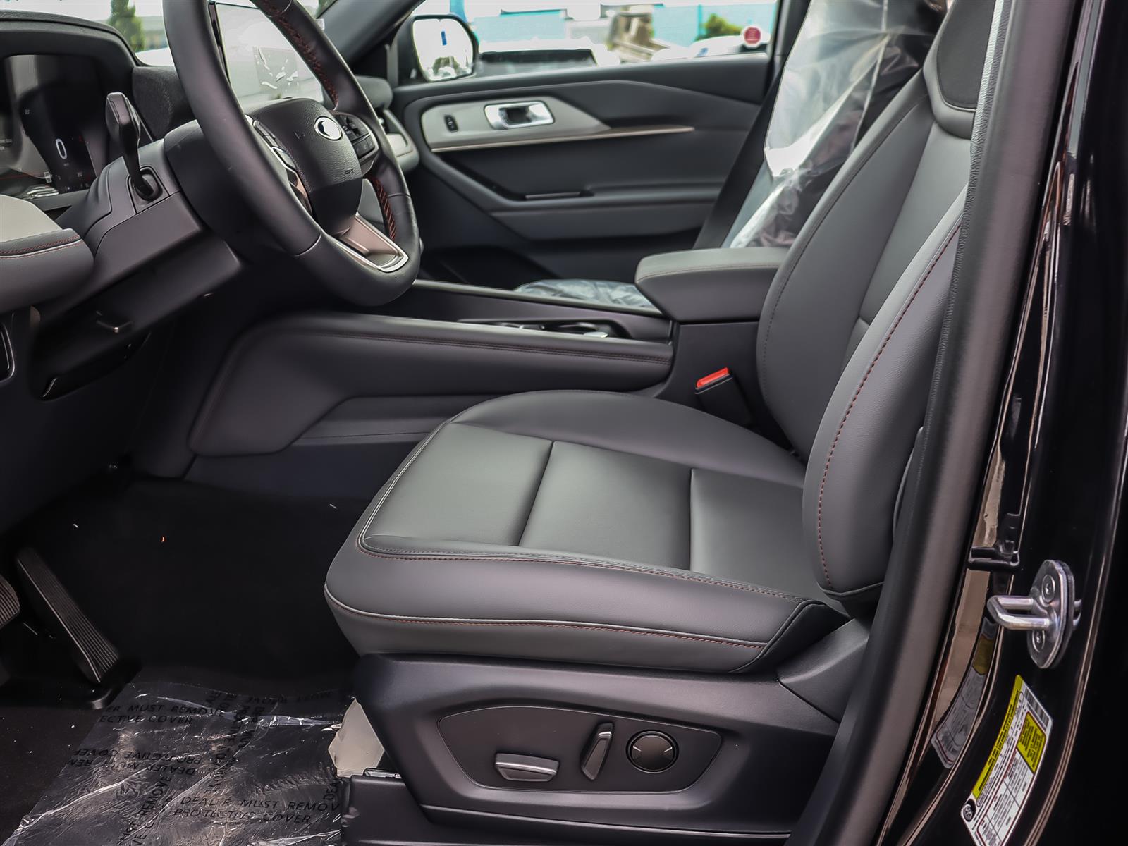 2027 Ford Explorer Active w/200A Pkg 4WD - Thumbnail 9