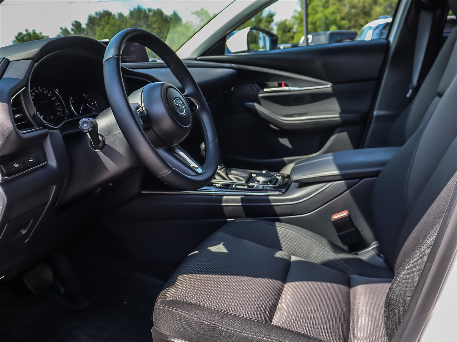 2025 Mazda CX-30 GS AWD - Thumbnail 10