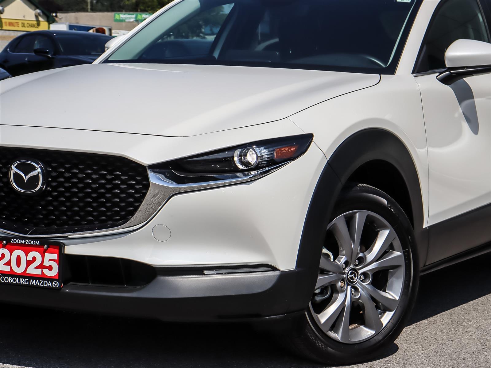 2025 Mazda CX-30 GS AWD - Thumbnail 2