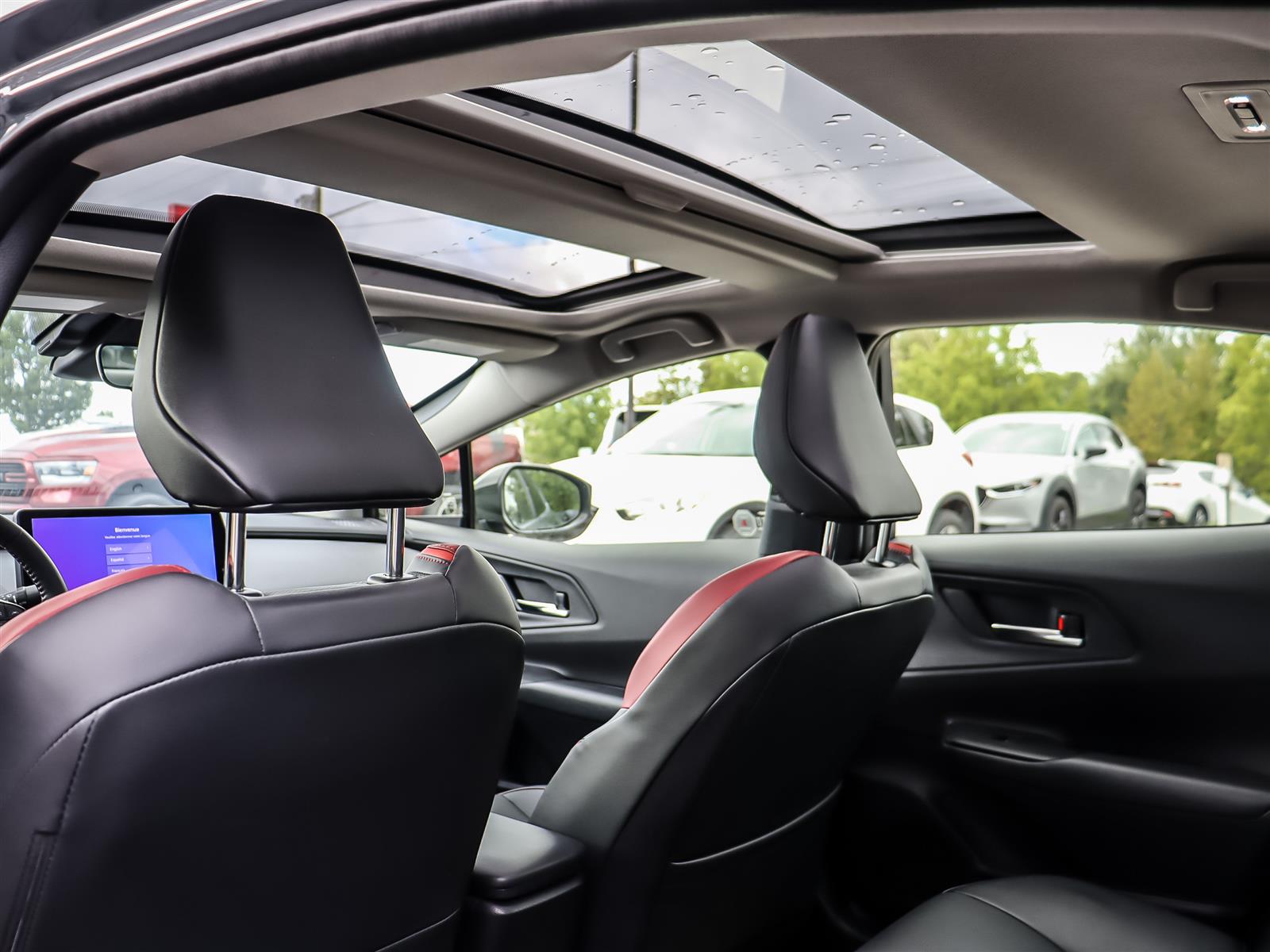 2026 Toyota Prius Prime Nightshade - Thumbnail 13