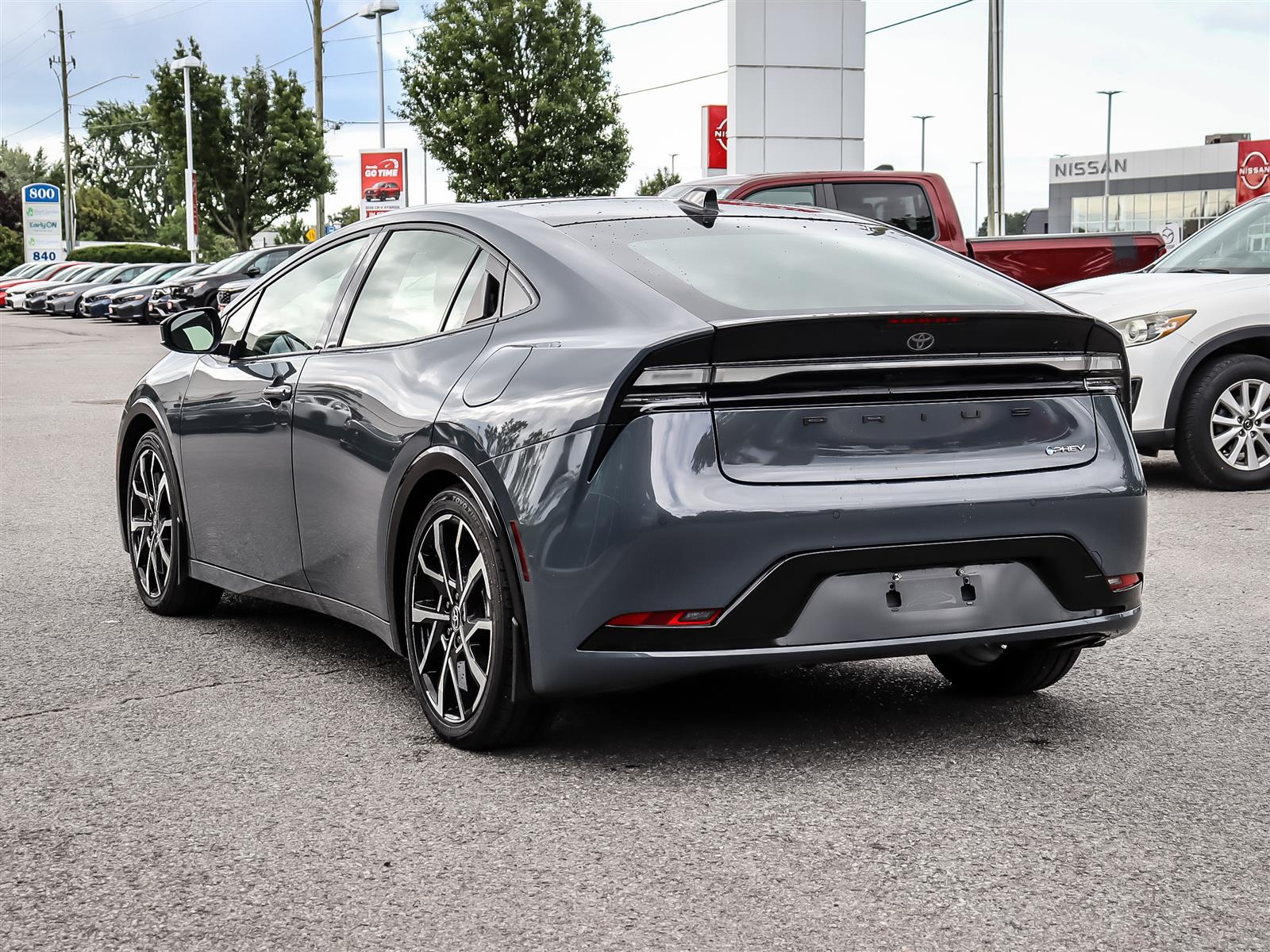 2026 Toyota Prius Prime Nightshade - Thumbnail 6