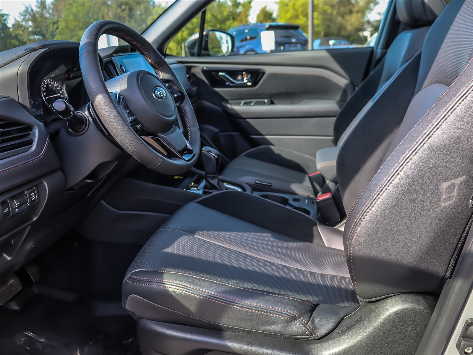 2025 Subaru Forester Touring Premium - Thumbnail 11