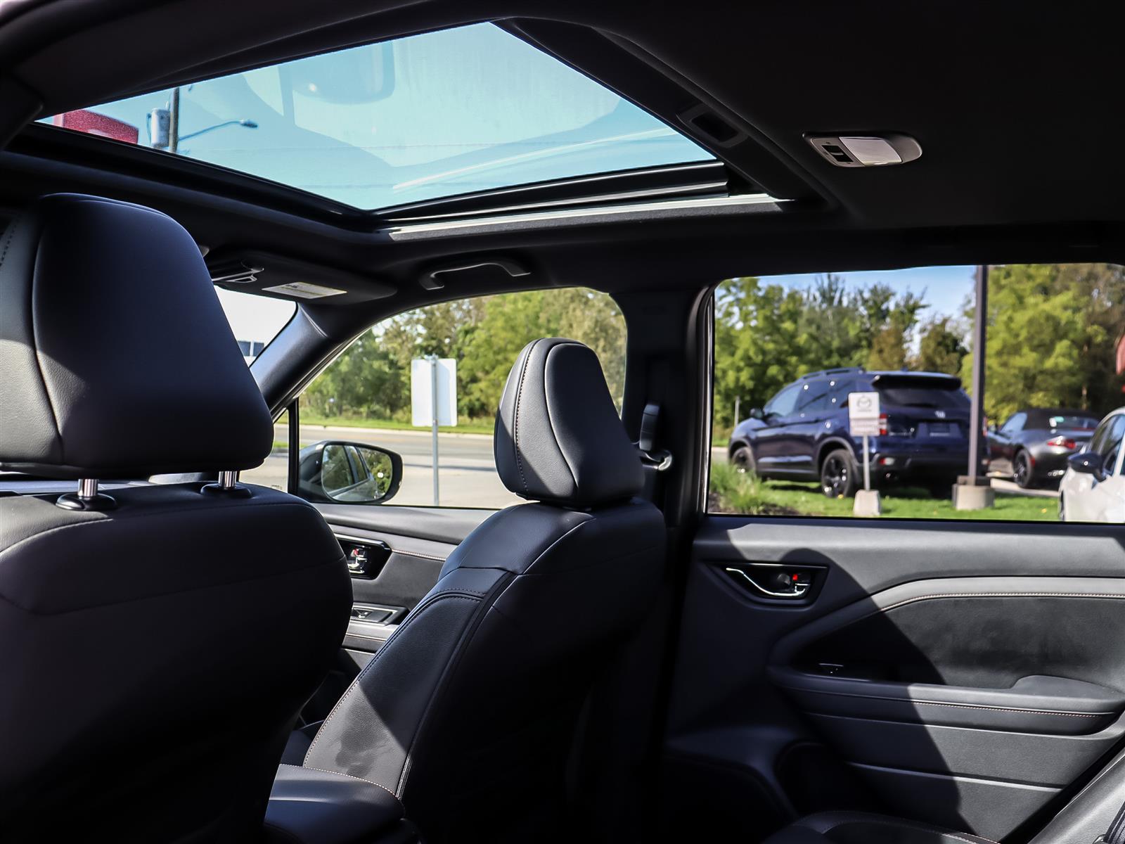 2025 Subaru Forester Touring Premium - Thumbnail 14