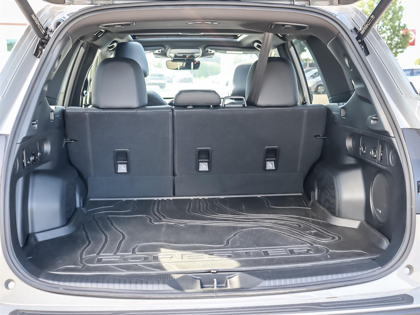 2025 Subaru Forester Touring Premium - Thumbnail 25