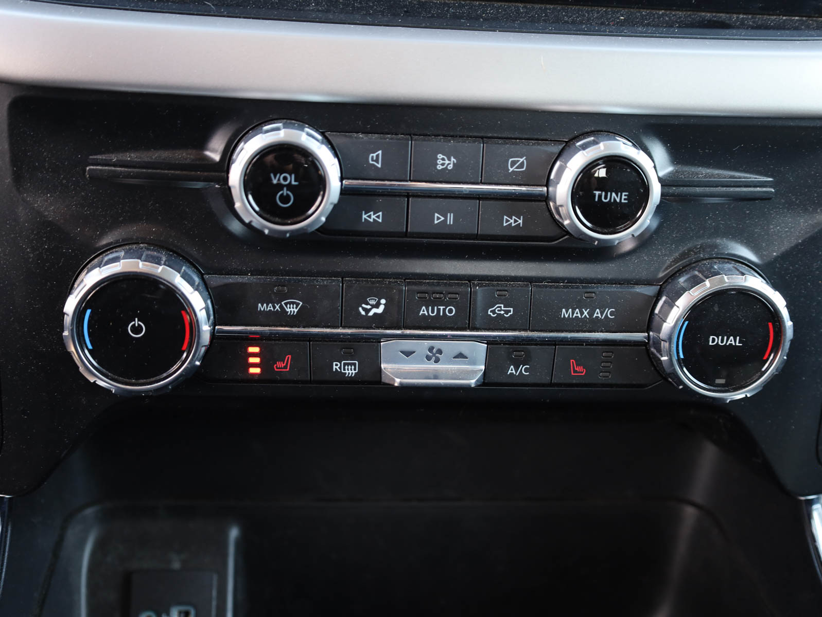 2023 Ford F-150 XLT - Thumbnail 18