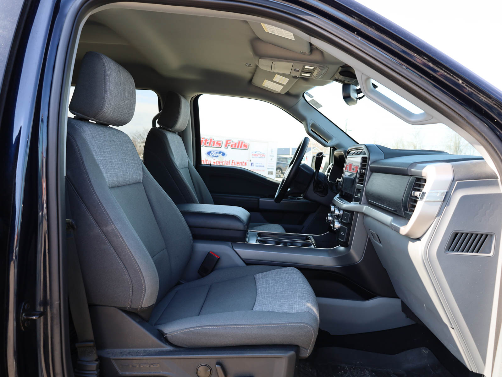 2023 Ford F-150 XLT - Thumbnail 21