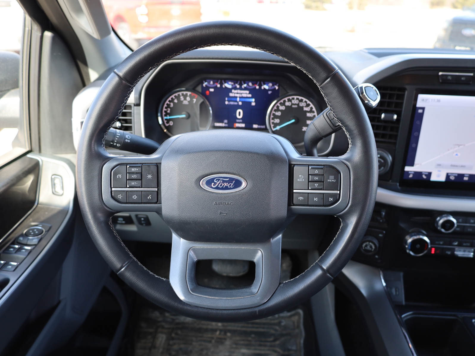2023 Ford F-150 XLT - Thumbnail 25
