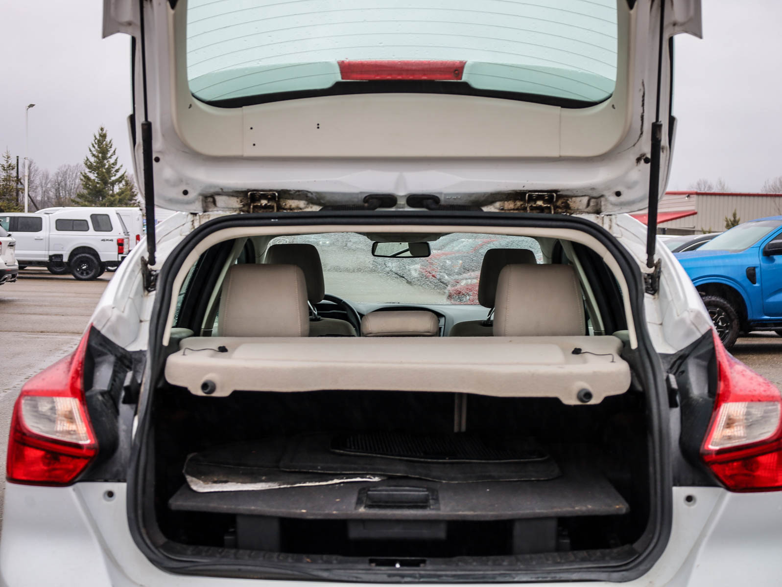 2012 Ford Focus Electric - Thumbnail 25