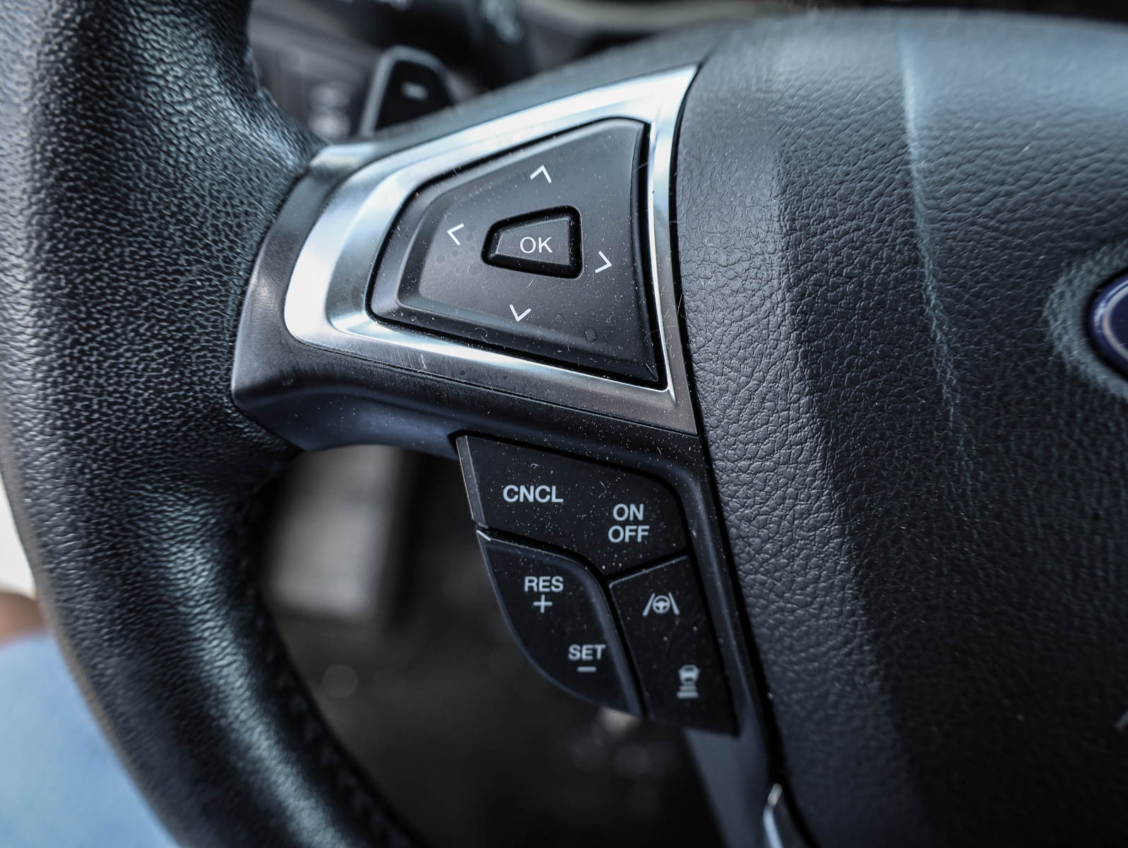 2020 Ford Edge SEL - Thumbnail 13