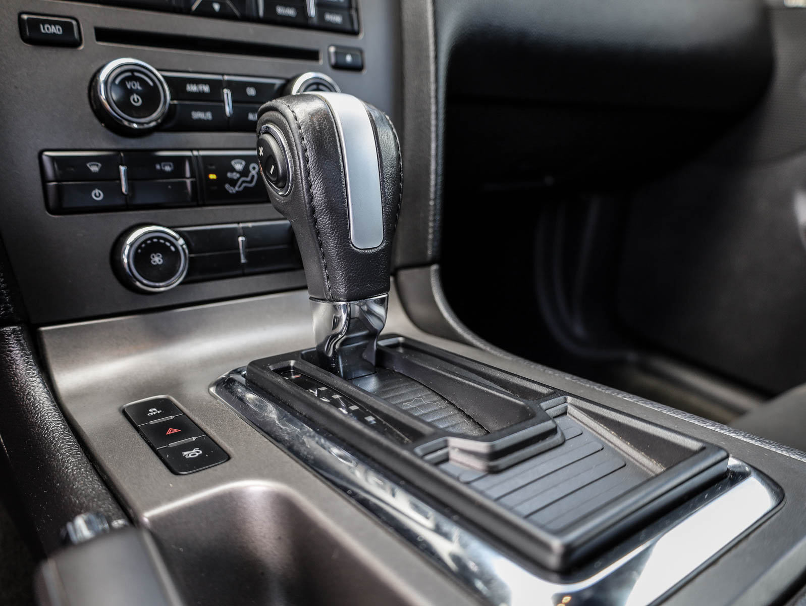 2014 Ford Mustang Premium - Thumbnail 14