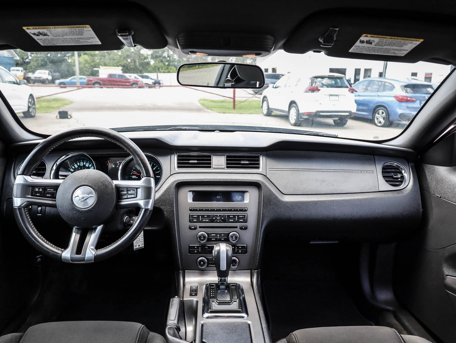 2014 Ford Mustang Premium - Thumbnail 17