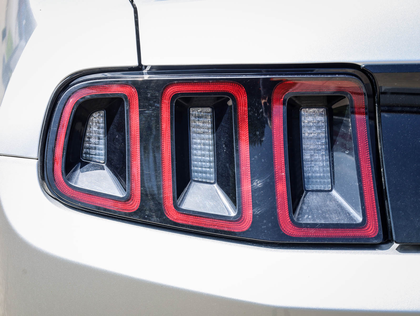 2014 Ford Mustang Premium - Thumbnail 7